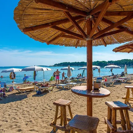 3 Bedroom Beautiful In Pula